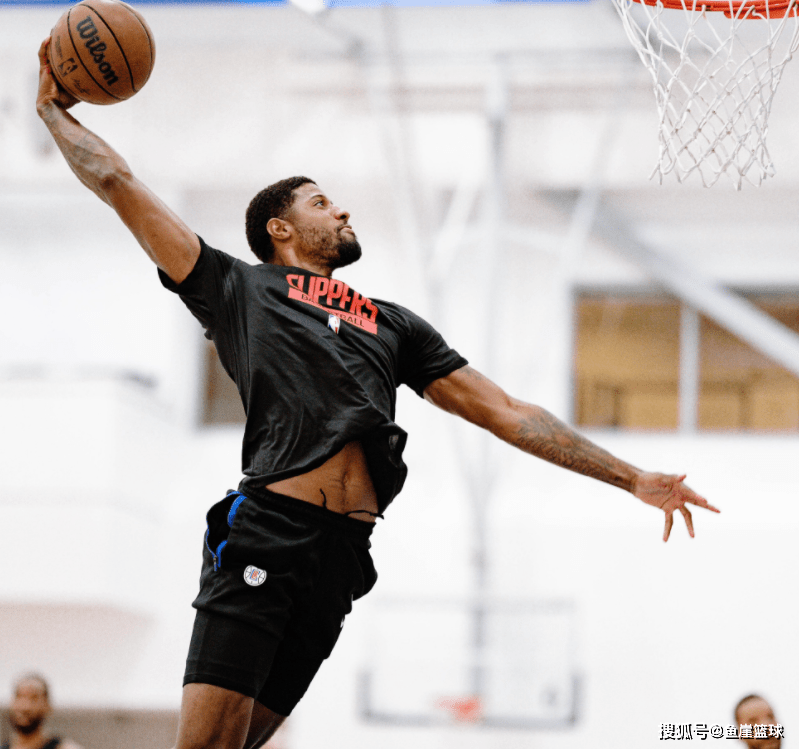  白桃少女芋圆洛丽塔 